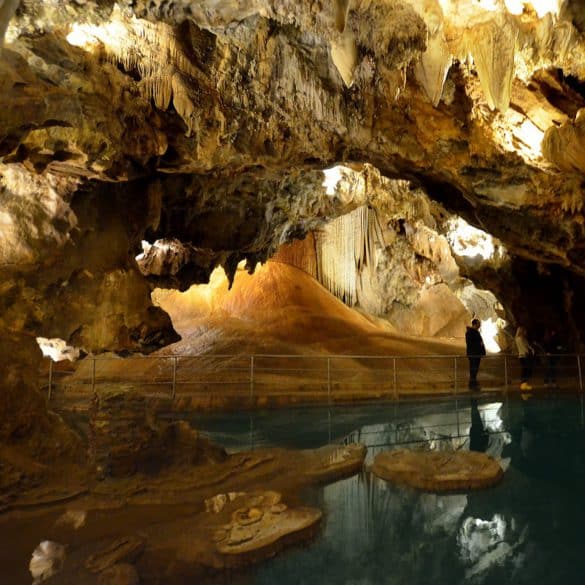 Gruta de las Maravillas, Andalucía