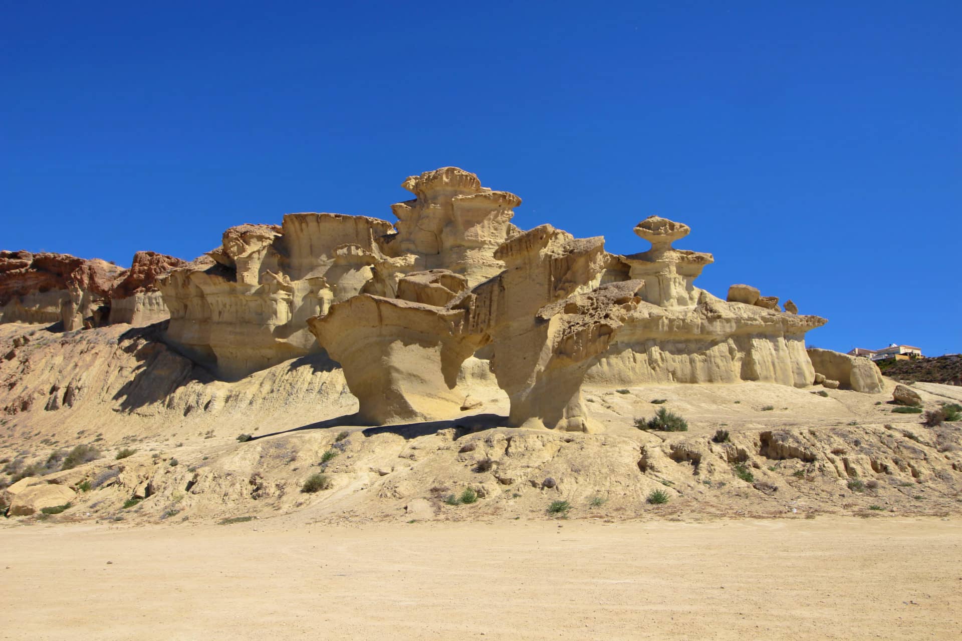 Gredas de Bolnuevo: una ciudad encantada a orillas del mar