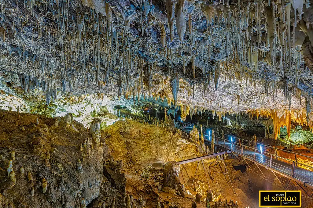 Cueva de El Soplao, en Cantabria. Por Speleofoto