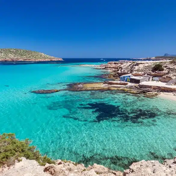 Zonas de baño en las Islas Baleares: Cala Conta, Ibiza