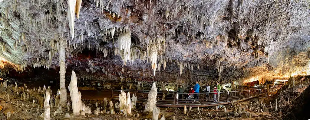 Cueva El Soplao, en Cantabria. Por Espeleofoto