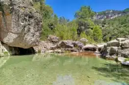 Ruta a los tolls de Siurana de Prades: pozas cristalinas entre riscos