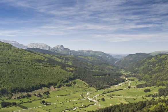 La Ruta de las Golondrinas, las mujeres que cruzaban los Pirineos para hacer alpargatas